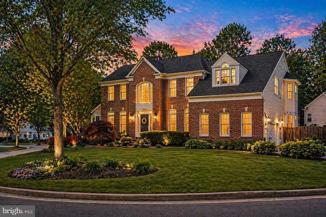 9315 HALLSTON CT, Fairfax Station, VA 22039