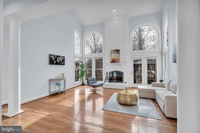 9315 HALLSTON CT, Fairfax Station, VA 22039