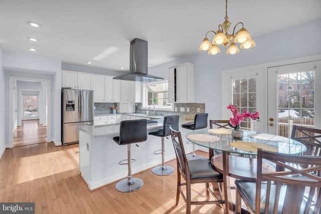 9315 HALLSTON CT, Fairfax Station, VA 22039