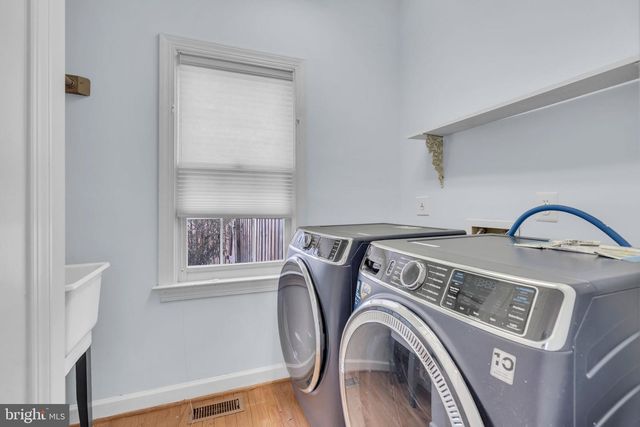 9315 HALLSTON CT, Fairfax Station, VA 22039