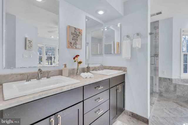 9315 HALLSTON CT, Fairfax Station, VA 22039