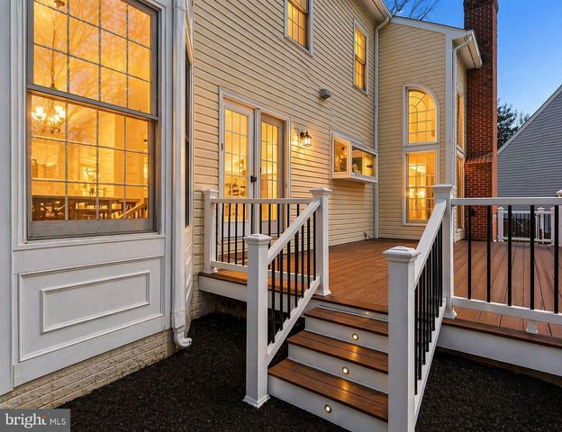 9315 HALLSTON CT, Fairfax Station, VA 22039