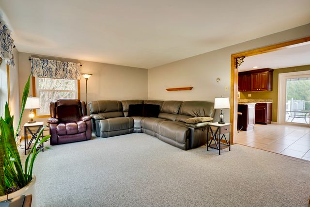 85 Bailey Woods Road, Brooklyn, CT 06234