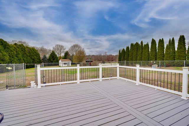 85 Bailey Woods Road, Brooklyn, CT 06234