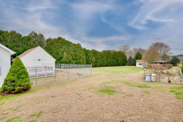 85 Bailey Woods Road, Brooklyn, CT 06234