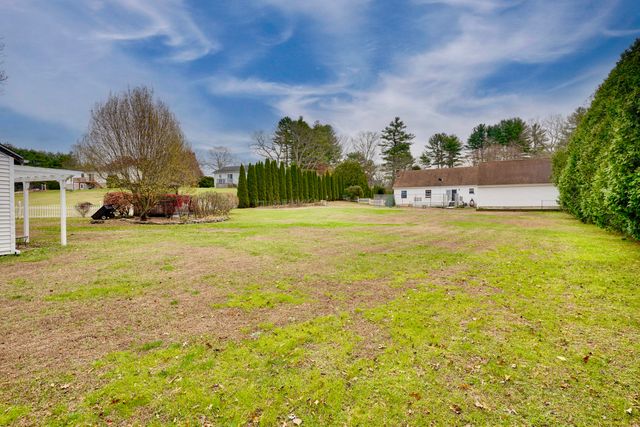 85 Bailey Woods Road, Brooklyn, CT 06234