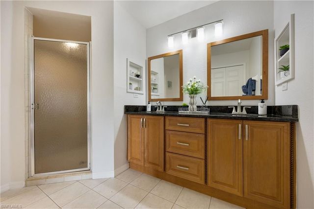 1131 28th PL, Cape Coral, FL 33993