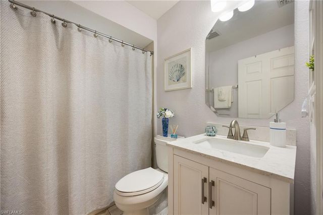 1131 28th PL, Cape Coral, FL 33993