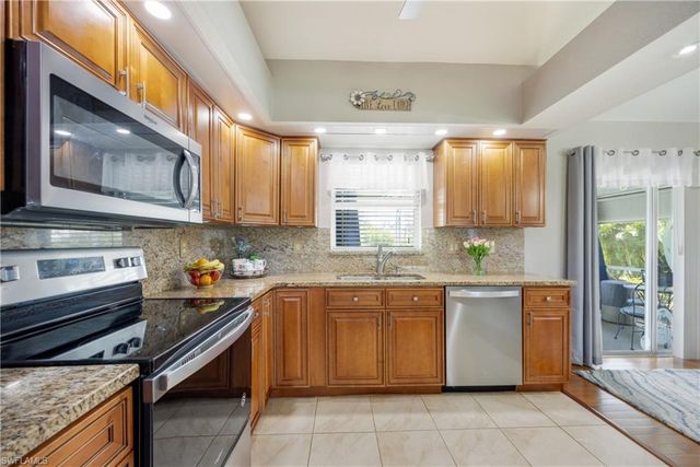 1131 28th PL, Cape Coral, FL 33993