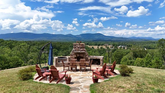 1934 Pleasant Hill Road, Greer, SC 29651