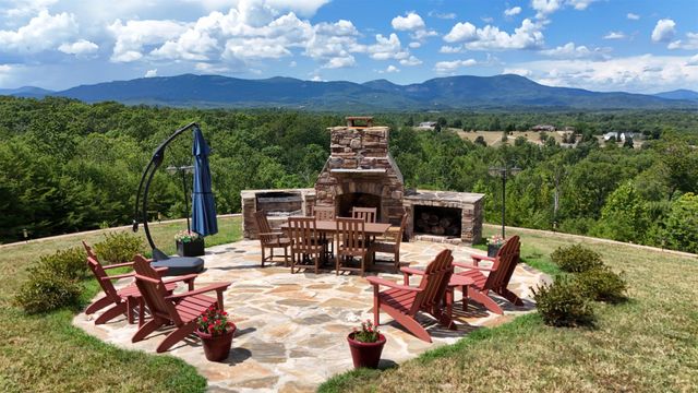 1934 Pleasant Hill Road, Greer, SC 29651