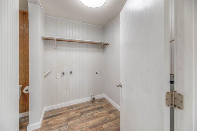 415 E Sherwood Drive, Livingston, TX 77351