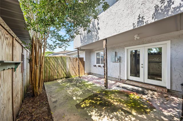 1831 Country Village Boulevard, Humble, TX 77338