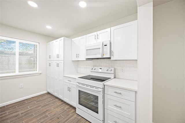 1831 Country Village Boulevard, Humble, TX 77338