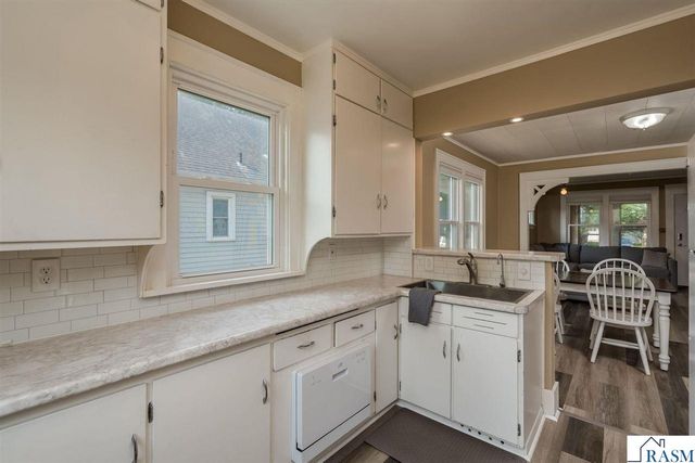 610 Lyndale Street, North Mankato, MN 56003