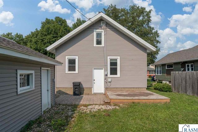 610 Lyndale Street, North Mankato, MN 56003