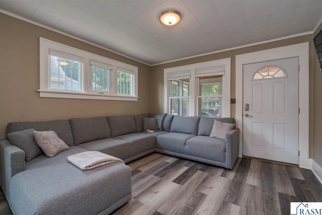 610 Lyndale Street, North Mankato, MN 56003