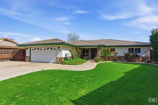 6710 Pinedale Court, Bakersfield, CA 93308