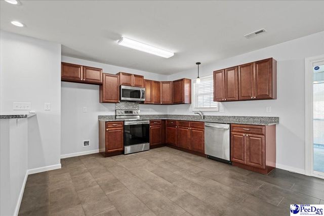 4033 Milan Dr, Florence, SC 29501