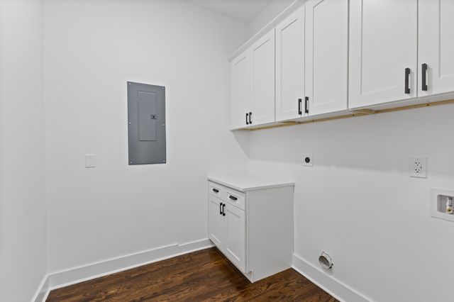 2715B Delaware Ave, Nashville, TN 37209
