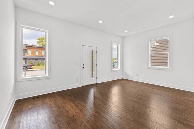 2715B Delaware Ave, Nashville, TN 37209
