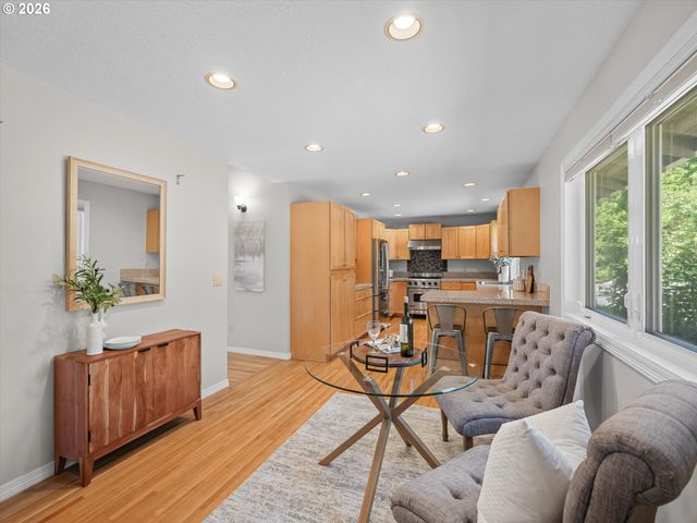 27885 Sw LADD HILL Rd, Sherwood, OR 97140