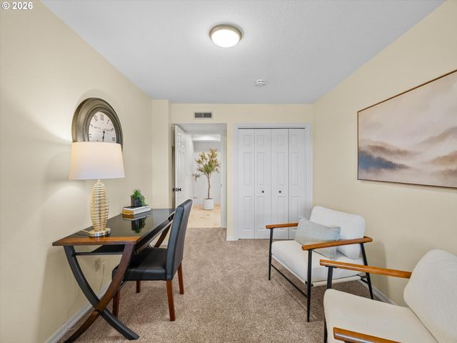 27885 Sw LADD HILL Rd, Sherwood, OR 97140