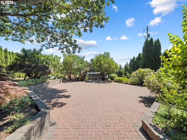 27885 Sw LADD HILL Rd, Sherwood, OR 97140