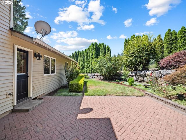 27885 Sw LADD HILL Rd, Sherwood, OR 97140