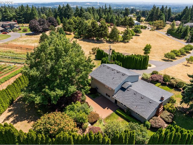 27885 Sw LADD HILL Rd, Sherwood, OR 97140