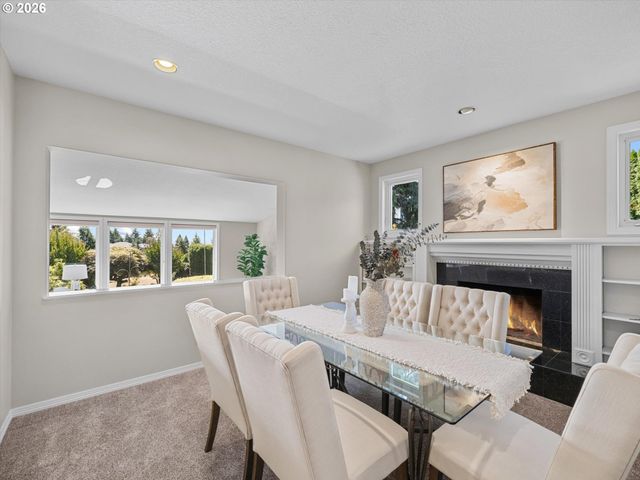 27885 Sw LADD HILL Rd, Sherwood, OR 97140