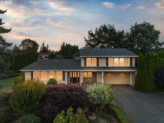 27885 Sw LADD HILL Rd, Sherwood, OR 97140