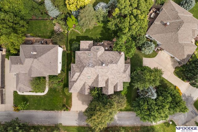 115 S 128th Plaza, Omaha, NE 68154