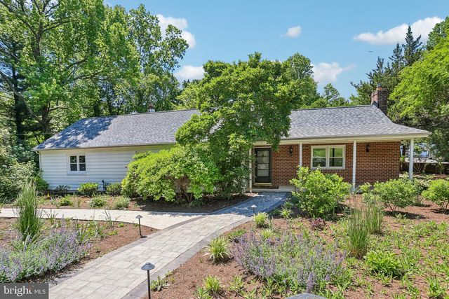 2106 LOCUST AVE, Wilmington, DE 19810