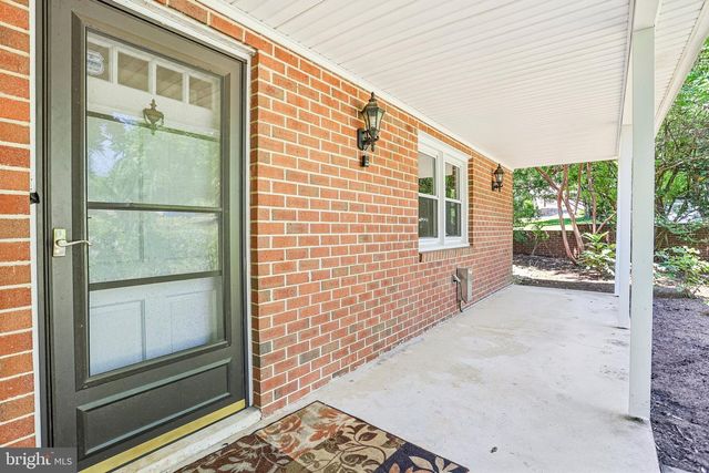 2106 LOCUST AVE, Wilmington, DE 19810