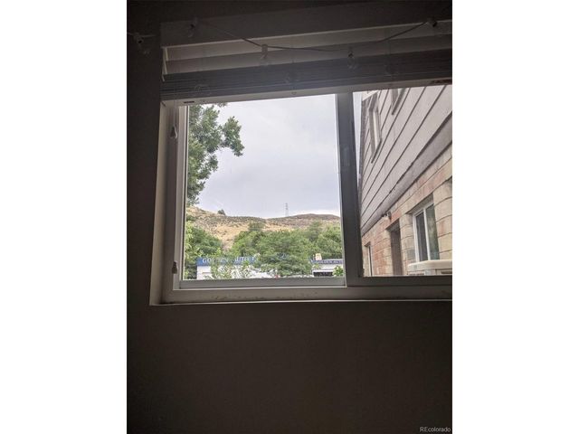 2320 East St, Golden, CO 80401