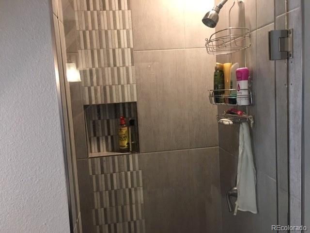 2320 East St, Golden, CO 80401