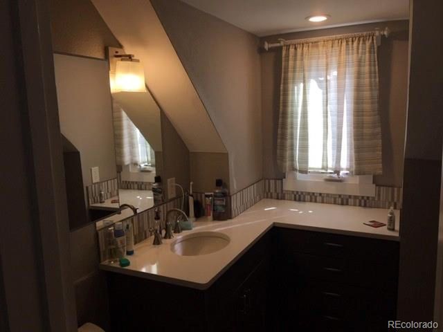 2320 East St, Golden, CO 80401