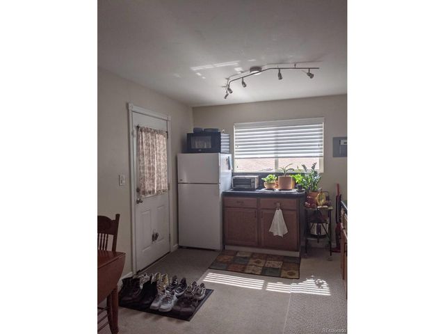 2320 East St, Golden, CO 80401