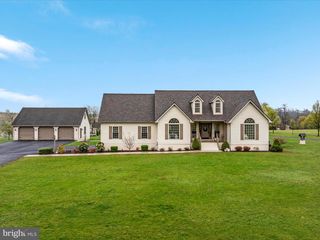 807 DOMINION ROAD, Gerrardstown, WV 25420