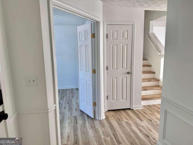 4071 Plantation Mill Drive, Buford, GA 30519