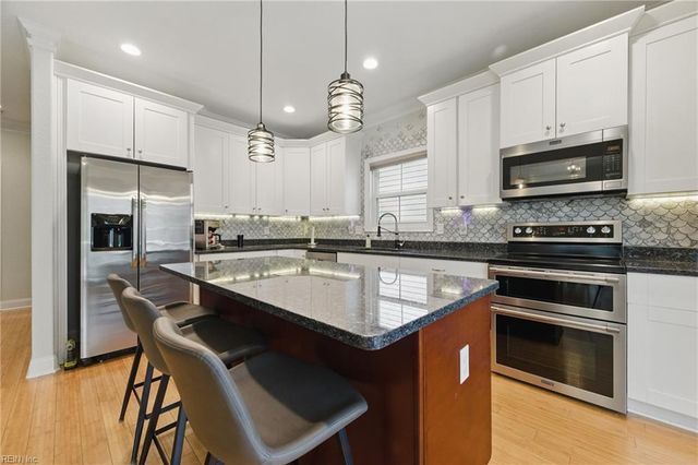 1400 W Ocean View Ave # A, Norfolk, VA 23503