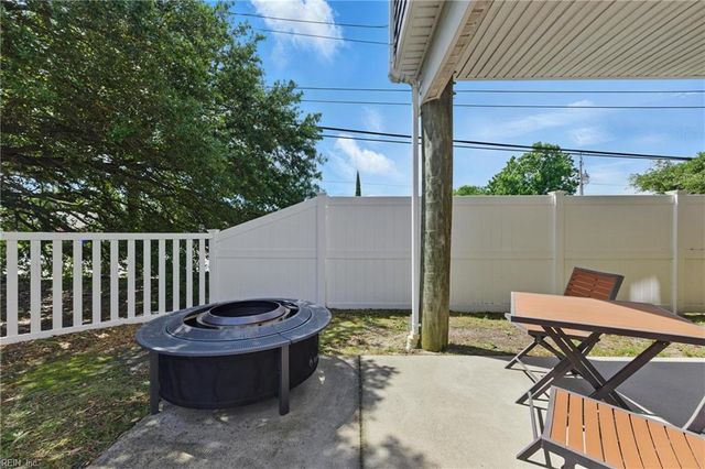 1400 W Ocean View Ave # A, Norfolk, VA 23503