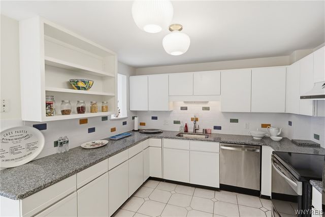 75 Ojibwa Circle 801, Buffalo, NY 14202