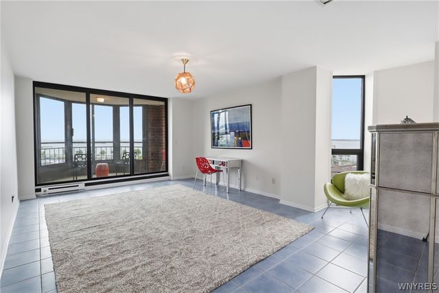 75 Ojibwa Circle 801, Buffalo, NY 14202