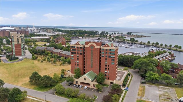 75 Ojibwa Circle 801, Buffalo, NY 14202