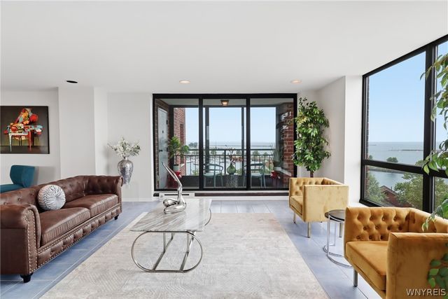75 Ojibwa Circle 801, Buffalo, NY 14202