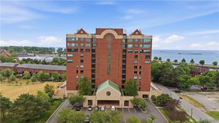 75 Ojibwa Circle 801, Buffalo, NY 14202