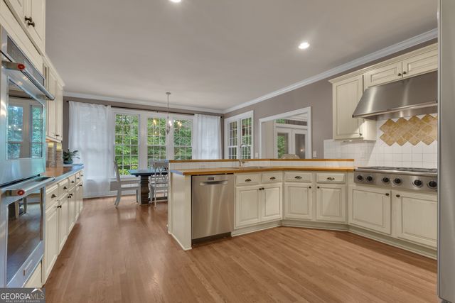 806 Smokey Way, Peachtree City, GA 30269