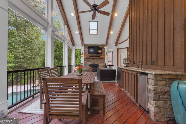 806 Smokey Way, Peachtree City, GA 30269